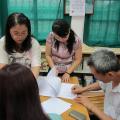 家長會代表邱倉展到校指導舊生常態編班作業