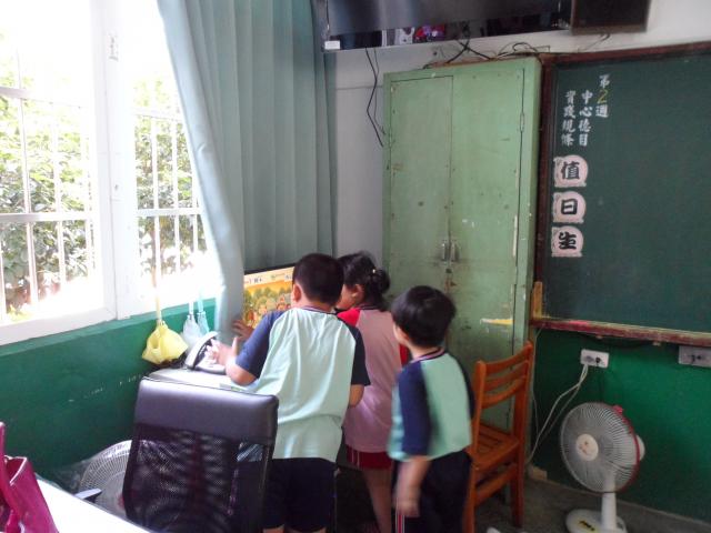 讓他們有'teamwork"的合作機會~