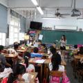接著就上次班上收來的學習單做"guessing game"^^~