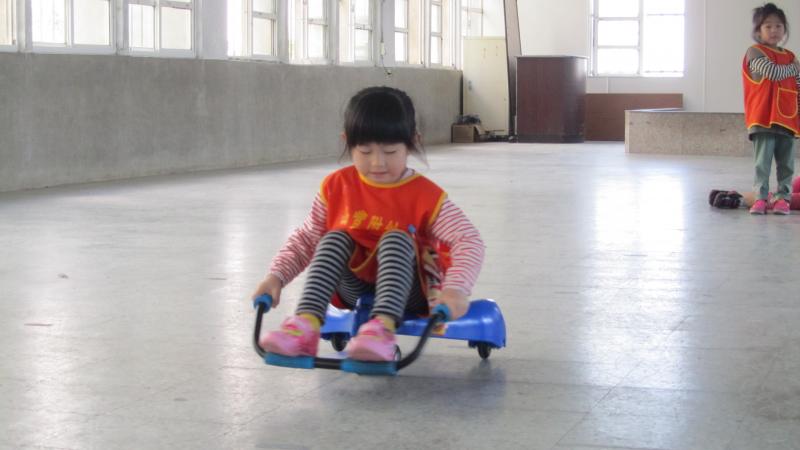 扭扭車練習 (16)