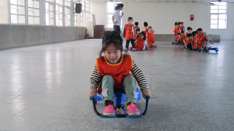 扭扭車練習 (18)