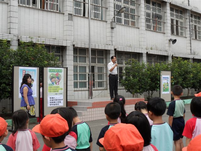 校長向全校師生宣導友善校園活動