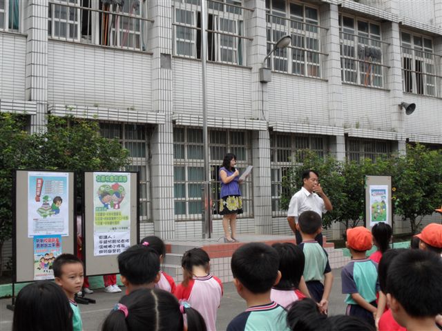 校長向全校師生宣導友善校園活動