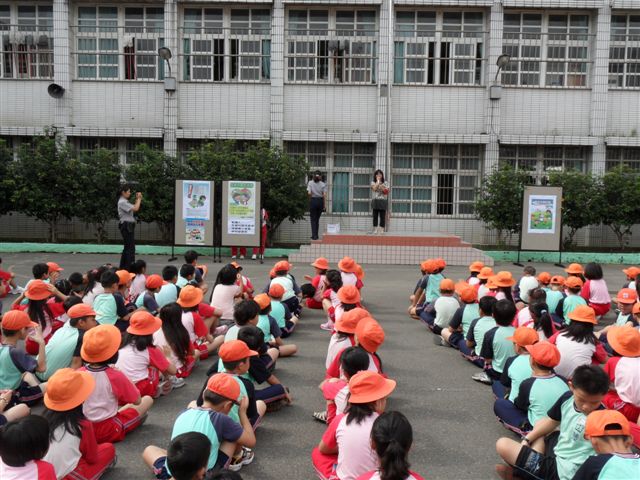 平鎮分局隊長蒞校宣導反霸凌反黑及反毒
