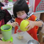 一起動手打果汁囉 (48)