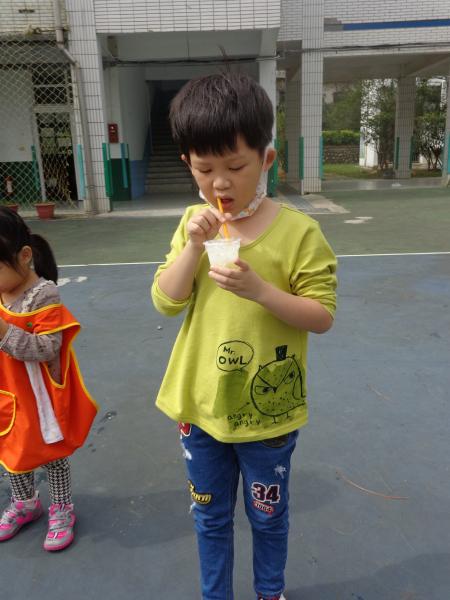 吹泡泡囉! (7)
