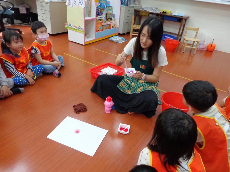 1041030哇 神奇泡泡水 (119).JPG