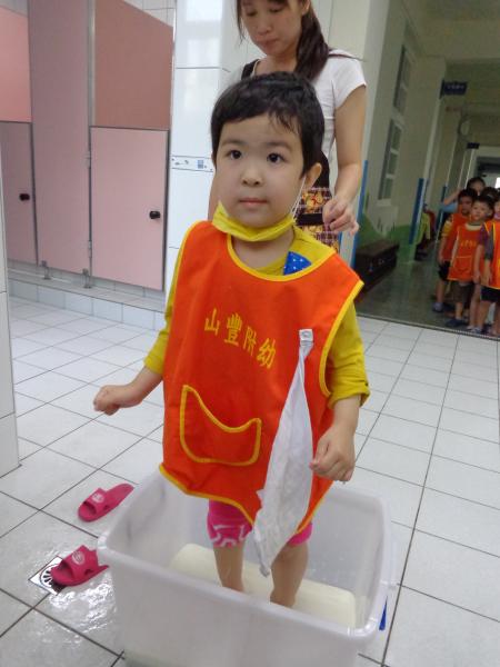 1041105非牛頓液體 (110).JPG
