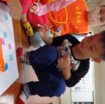 1041110艾瑪水彩混色遊戲 (2).JPG