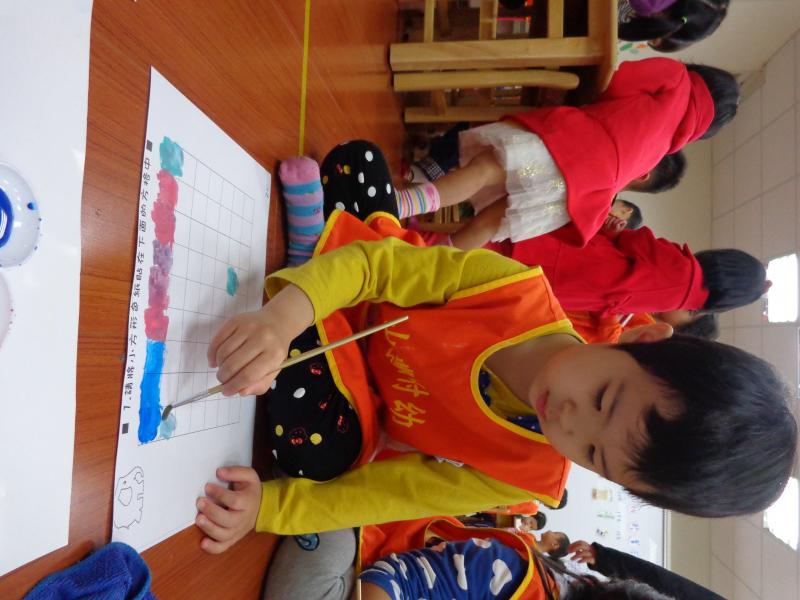 1041110艾瑪水彩混色遊戲 (70).JPG