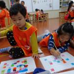 1041110艾瑪水彩混色遊戲 (78).JPG