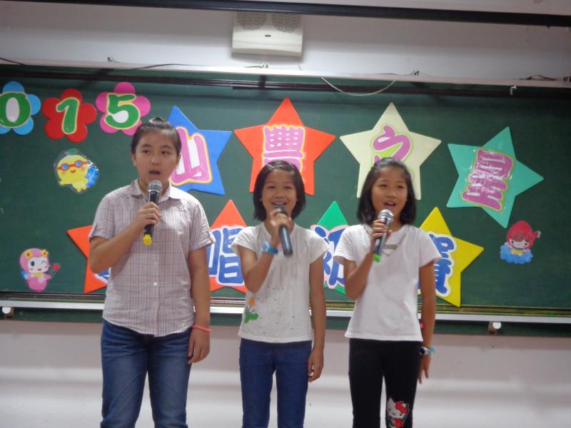 演唱活潑的客語歌曲果然不同凡響